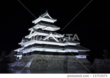 Snow Matsumoto Castle Light Up Snow Matsumoto Castle Light Up 13753075