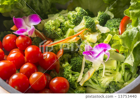 A salad A salad 13753440