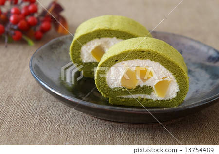Matcha roll cake Matcha roll cake 13754489