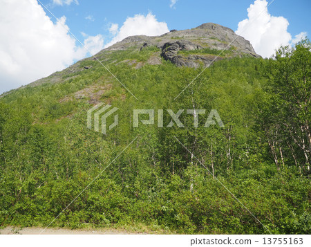 mountain Hibiny 13755163