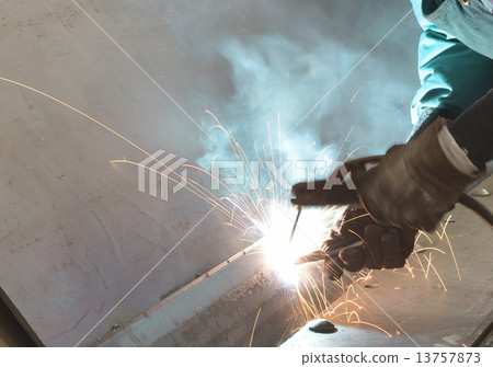 Welding operation Welding operation 13757873