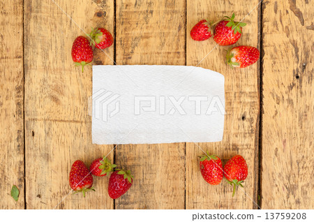 Strawberries Strawberries 13759208