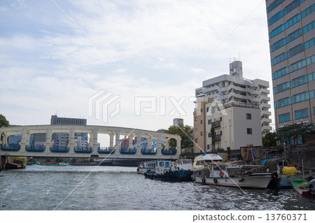Toyohama bridge landscape 13760371