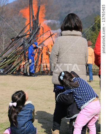 Temper Grill 13765485