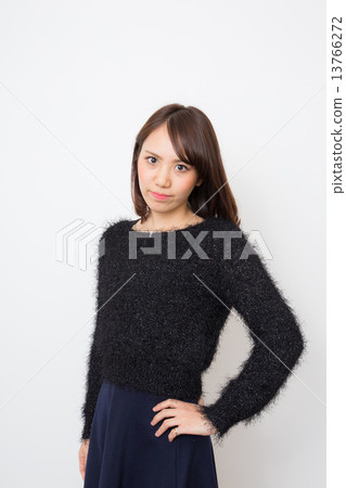 年輕的女士 年輕的女士 13766272