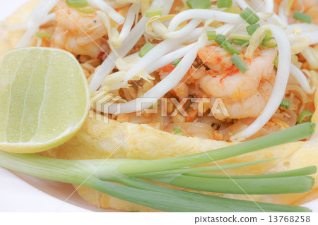 Omelet Padthai with shrimp Omelet Padthai with shrimp 13768258