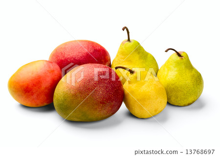 mangoes and pears 13768697