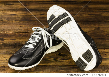 black leather man's shoe black leather man's shoe 13776901