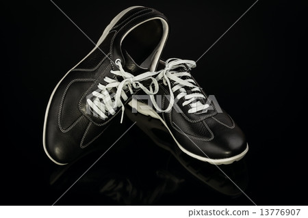 black leather man's shoe black leather man's shoe 13776907