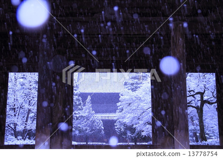 1月京都Kenzaiji / Hall（雪景） 13778754