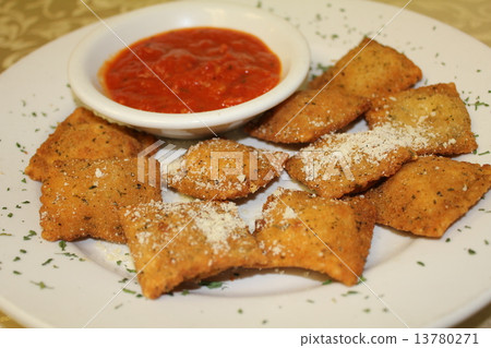 Fried Ravioli Fried Ravioli 13780271