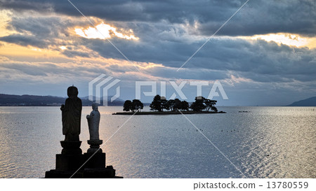 Shinji湖Jirijima Sodekata Jizo晚上風景 13780559