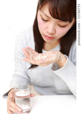 鬱悶的女人 13780755
