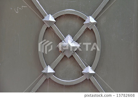City Iron Forged 13782608