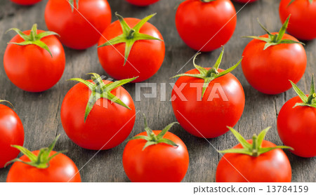 cherry tomatoes cherry tomatoes 13784159