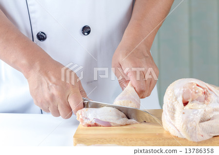 raw chicken raw chicken 13786358