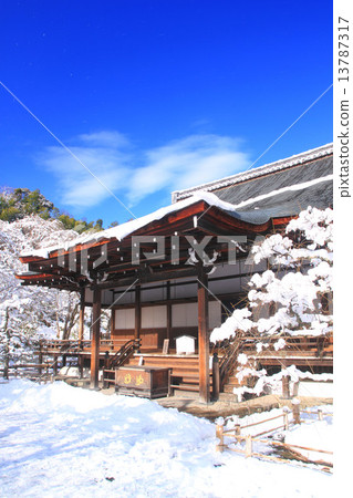 January Kyoto Tenryu-ji Takayama (snow scene version) 13787317