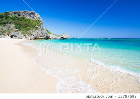 Beach in Okinawa · Miyagijima - Akunahama Beach in Okinawa · Miyagijima - Akunahama 13787692