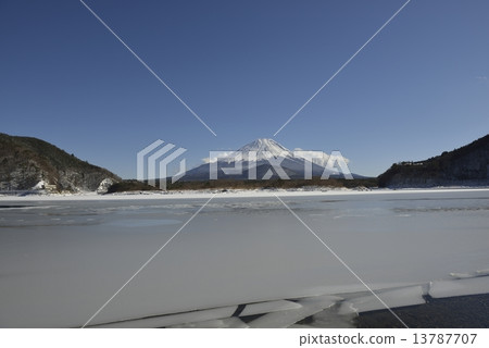 Mt. Fuji and Shimodake Lake in winter Mt. Fuji and Shimodake Lake in winter 13787707