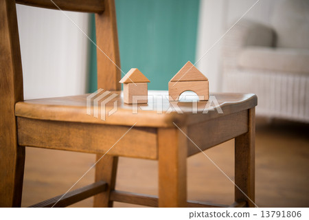 wood house  13791806