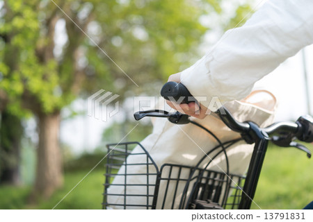 Cycling Cycling 13791831