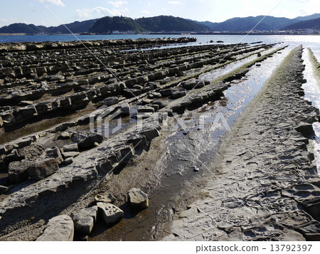 Qingdao Ogre's washing board (view towards Shirahama Onsen) 13792397