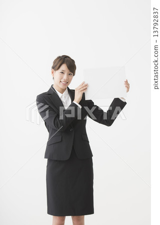Women in suit (business) 13792837
