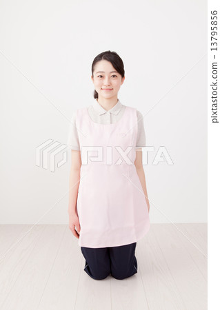 Apron, person, female 13795856