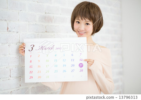 一個女人與日曆 13796313