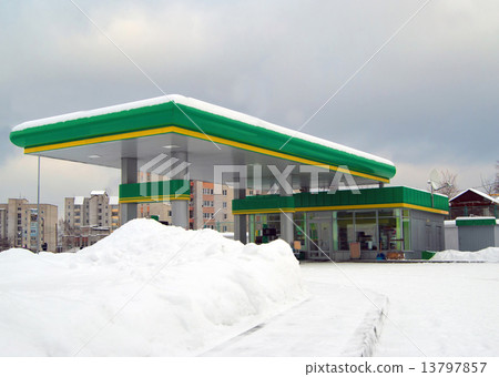 gas station in city gas station in city 13797857