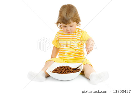 Small girl eat flakes isolated Small girl eat flakes isolated 13800437
