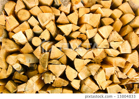 Heap of firewood 13804833