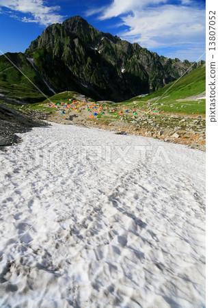 The snowfall and the prospect of Mt. 13807052