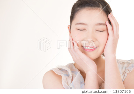 A girl A girl 13807106