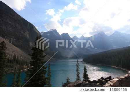 Moraine Lake Canada 13809466