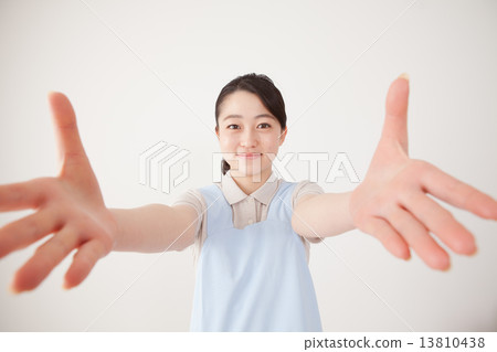 圍裙 人物 人 13810438