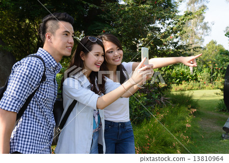 On Holiday 4 13810964