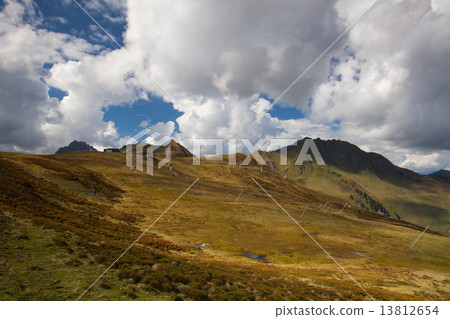 Empty ski slope in Tyrolean Alps in autumn, Austria Empty ski slope in Tyrolean Alps in autumn, Austria 13812654