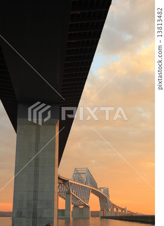 Tokyo Gate Bridge Evening Scenery 13813482