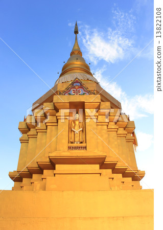 Pinitphrasart Temple Front View Pinitphrasart Temple Front View 13822108