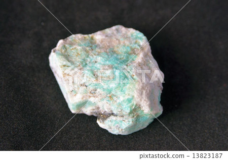 Amazonaisite 13823187