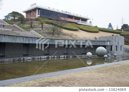 神奈川縣的Tsukui湖的1月 13824069