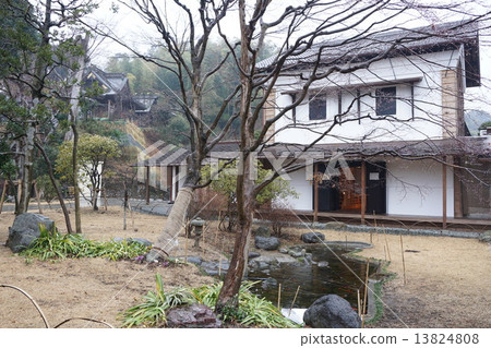 Machida City's January is Tokyo 13824808