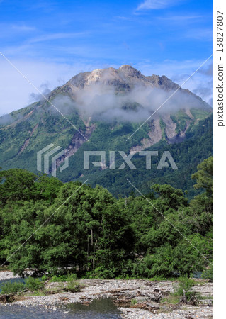 Kamikochi in summer 13827807