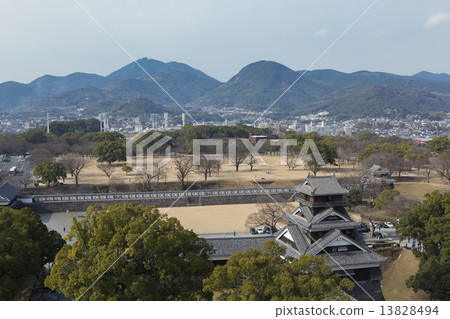 Kumamoto city area from Kumamoto castle 13828494