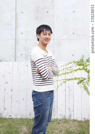 A young man 13828652