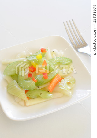 醃製芹菜 13832979
