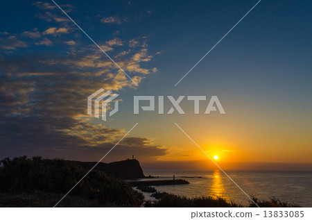 Okinawa Prefecture Yonagunijima The hill where the last sunset in Japan is visible 13833085