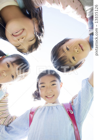 Smile elementary school student 13835126
