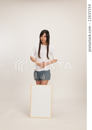 A young lady to guide A young lady to guide 13835554